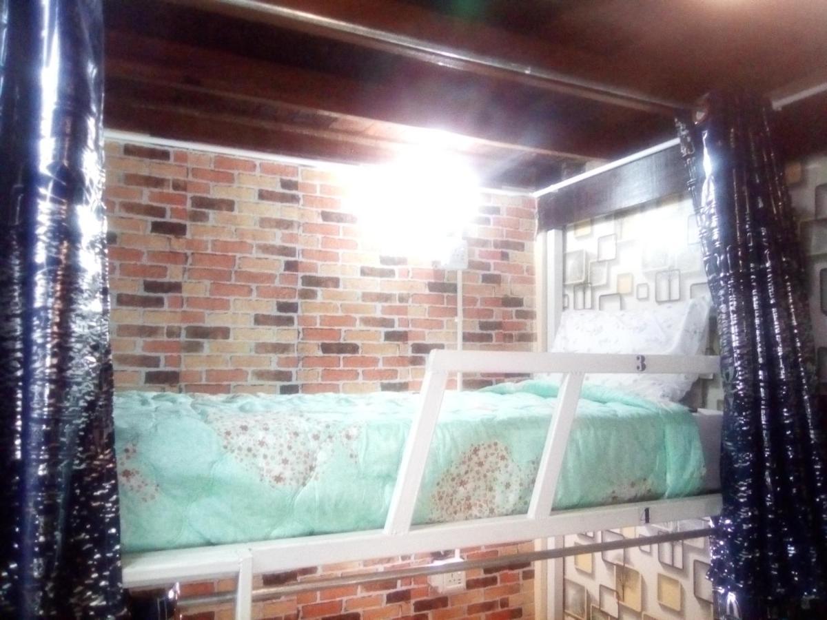 방콕 Ban Kru Ae Mixed Dorm B&B 외부 사진